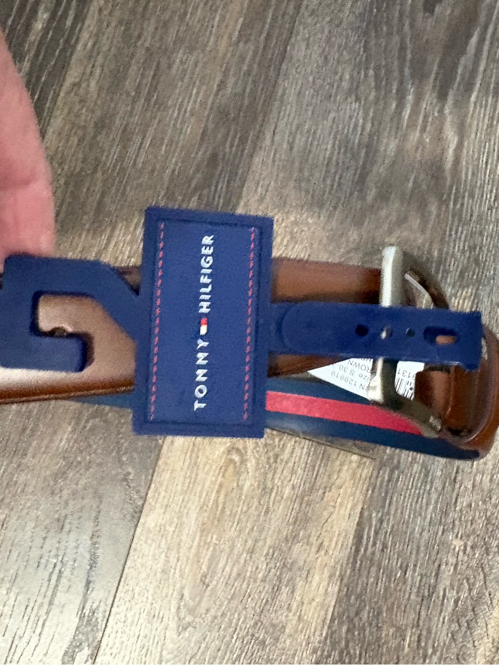 Tommy Hilfiger Men’s Leather Belt with Signature Navy Trim NWT Sz small